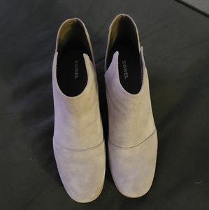 Sorel cut out booties